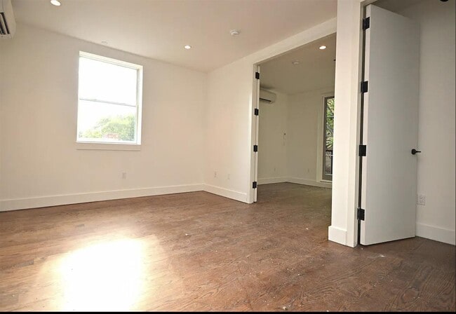 Building Photo - 159 Winthrop St