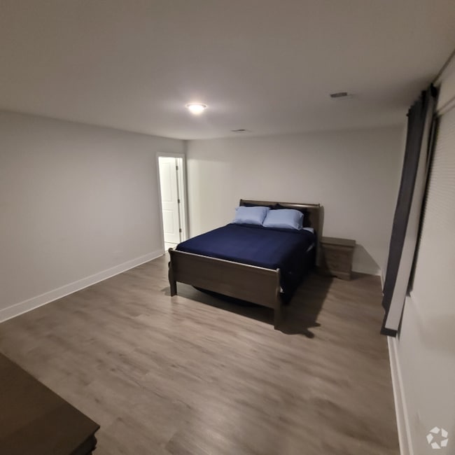 Building Photo - 8204 S Antler Dr