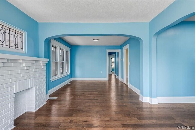 Foto del edificio - 266 Lasalle Ave