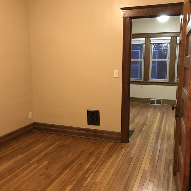 Building Photo - 4732 Commonwealth St