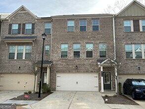 Building Photo - 3715 Davis Cir