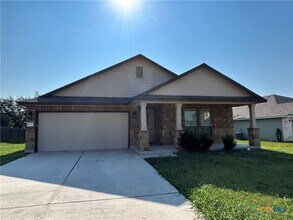 Building Photo - 1820 Fall Creek Ct