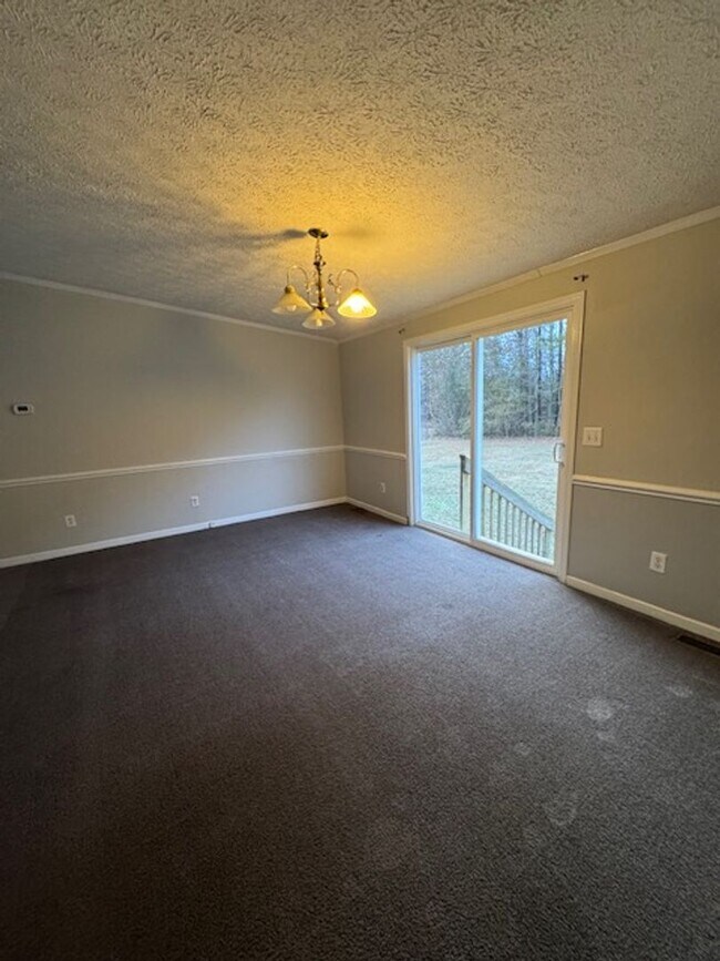 Foto del edificio - 4707 Moye Cir