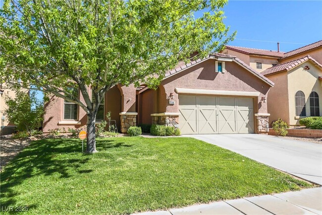 Building Photo - 780 Valley Rise Dr