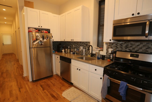 Foto del edificio - 232 W Willow St