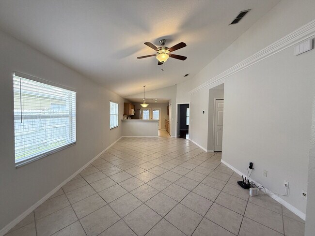 Photo - 1084 Amanda Kay Cir House