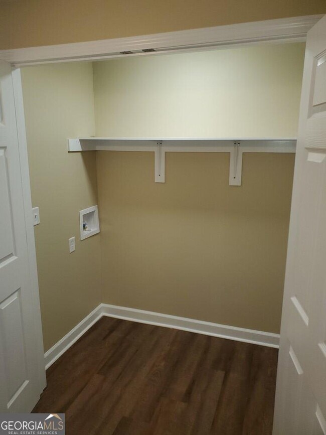 Foto del edificio - 621 North Dr