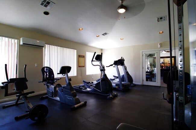 Foto del edificio - 200 S Linden Ave