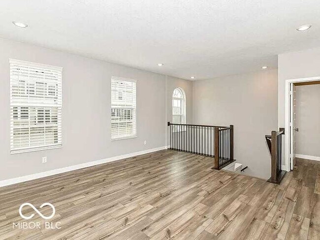 Foto del edificio - 6886 Sunstone Pl