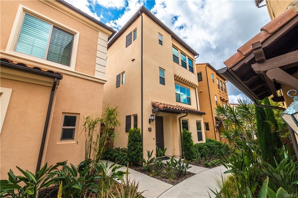 Primary Photo - 174 Milky Way, Irvine, CA 92618 - 3 BR 4 B...
