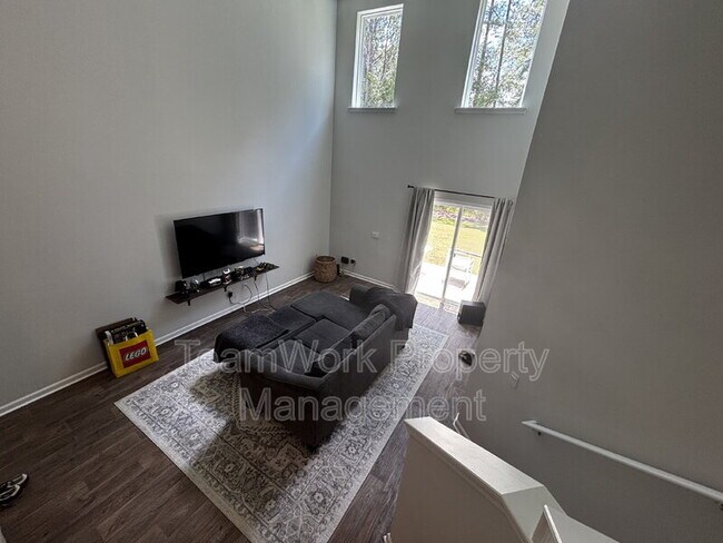 Foto del edificio - 231 Cozy Brook Ct