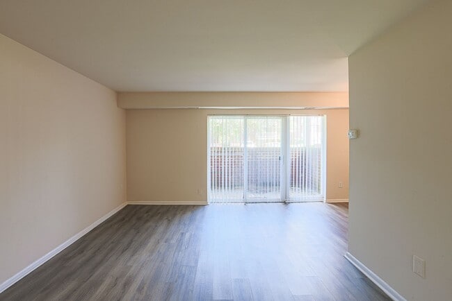 Interior Photo - The Enclave at Kings Orchard