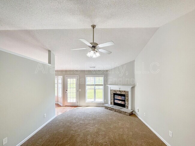 Foto del edificio - 3944 Potomac Walk Ct