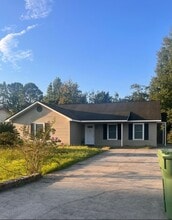 Building Photo - 721 Kadi Dr
