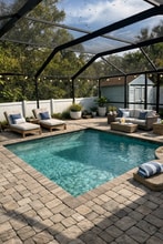 Building Photo - 10845 Del Prado Dr E