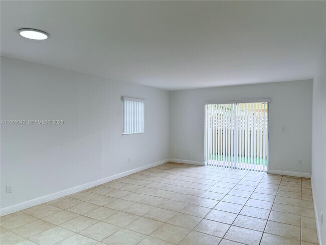 Foto del edificio - 8550 SW 109th Ave