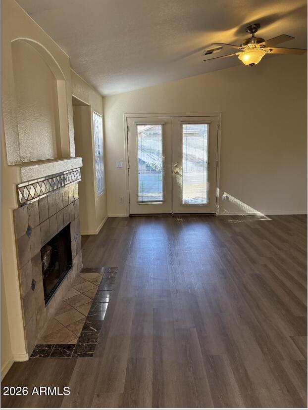 Foto del edificio - 5211 W Glenview Pl