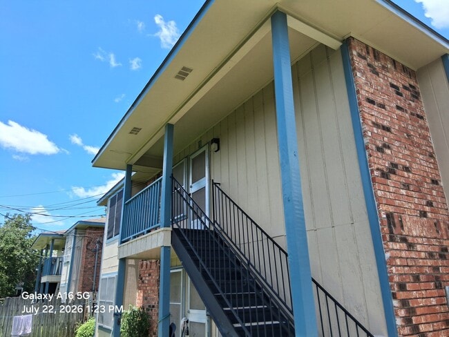 Building Photo - 8240 Ned Ave