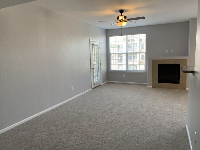 Living Room - 3000 Blue Sky Cir