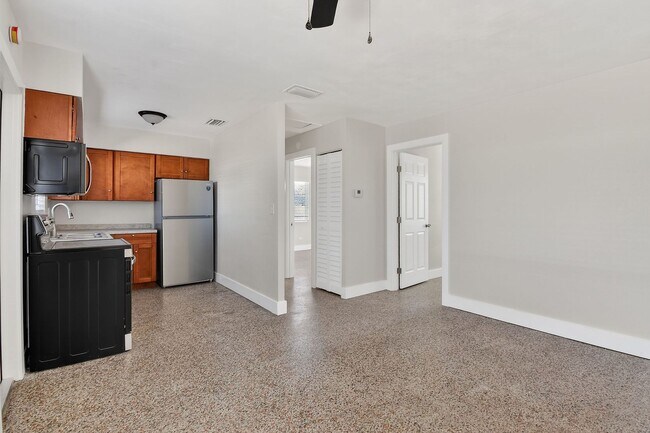 Photo - 58 W 27th St Apartment