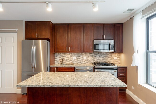 Foto del edificio - 1600 N Halsted St