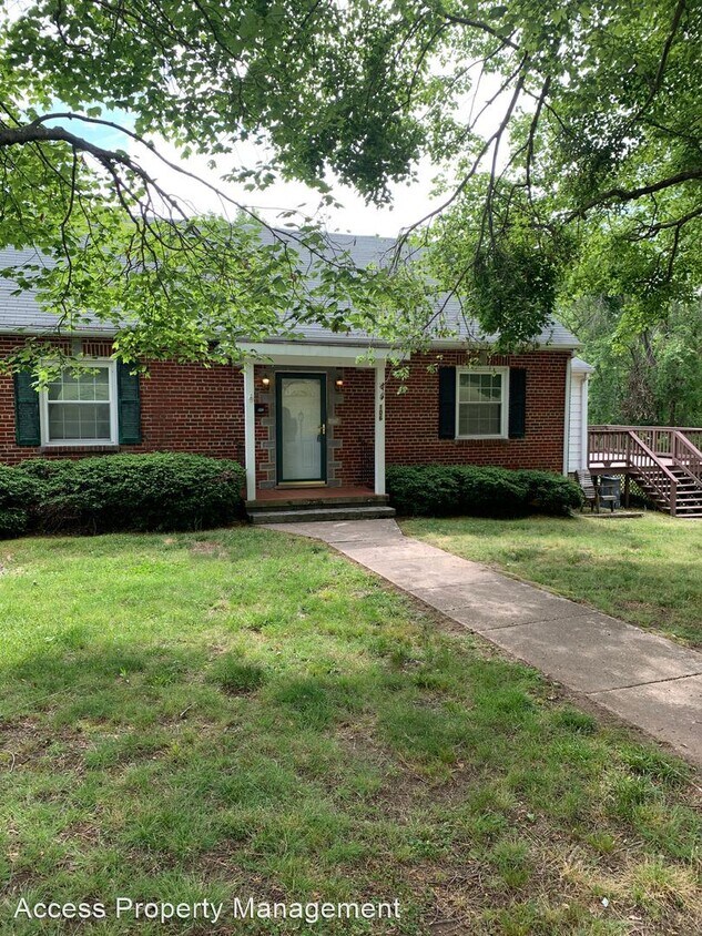 Primary Photo - 3 br, 2 bath House - 106 E Courthouse Road