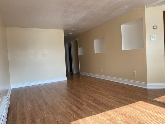 Sala de estar - 6125 S Kilpatrick Ave