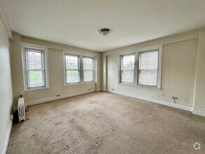 Building Photo - 1401 Beacon St