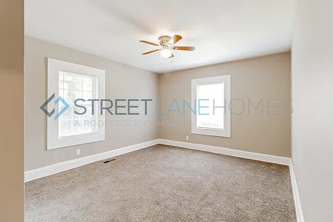 Foto del edificio - 2690 Suwanee Ave