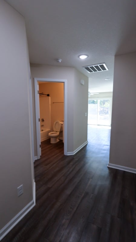 Foto del edificio - 123 Villa Rd