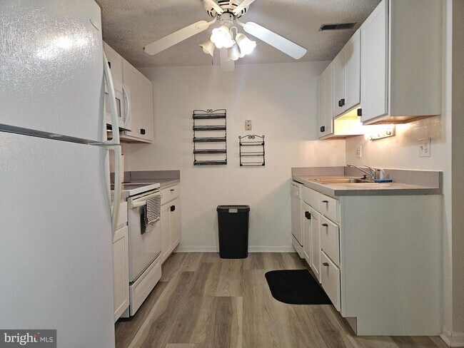 Foto del edificio - 3929 Greencastle Rd