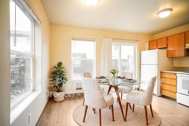 Photo - 2619 SE 125th Ave Townhome