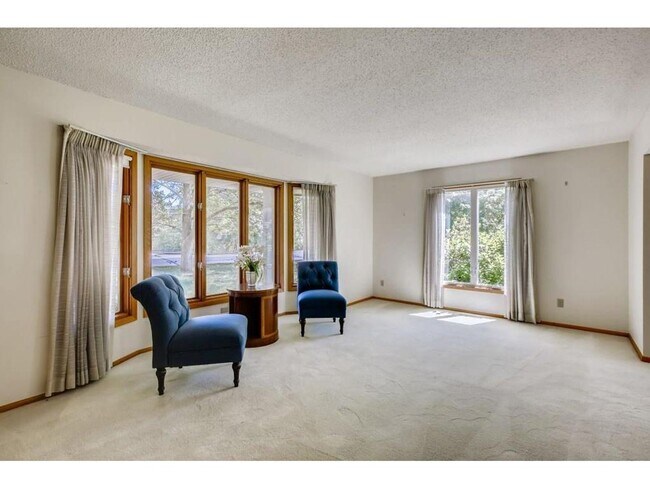 Building Photo - 4 br, 3 bath House - 7849 Woodpark Boulevard