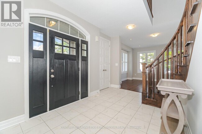 Building Photo - 65 Novan Cres