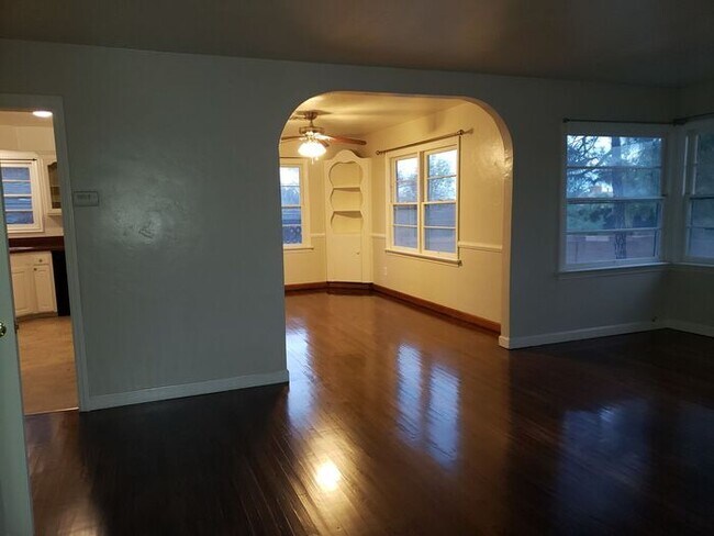 Foto del edificio - Charming Lemon Grove home!