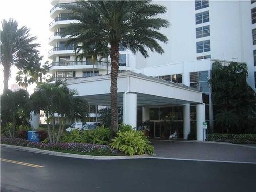 Foto del edificio - 19101 Mystic Pointe Dr