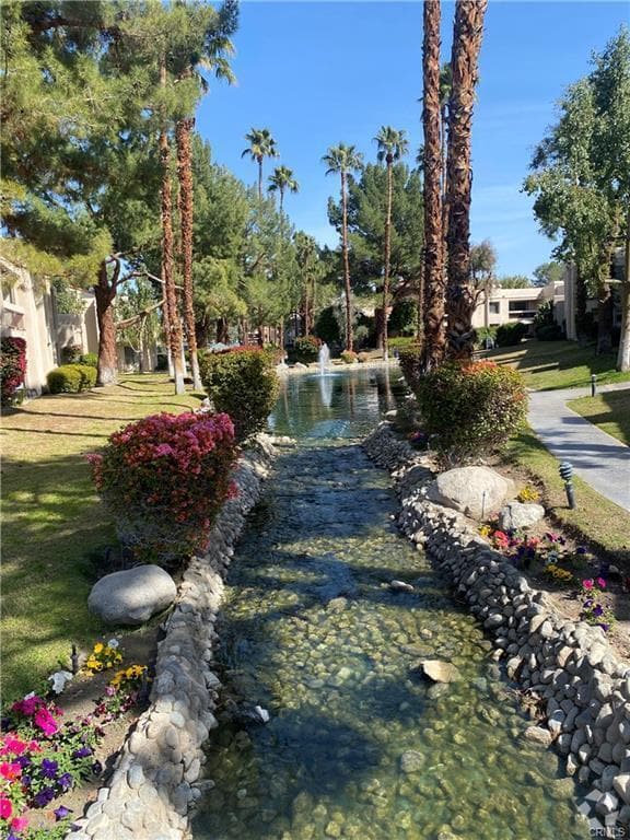 Building Photo - 35200 Cathedral Canyon Dr
