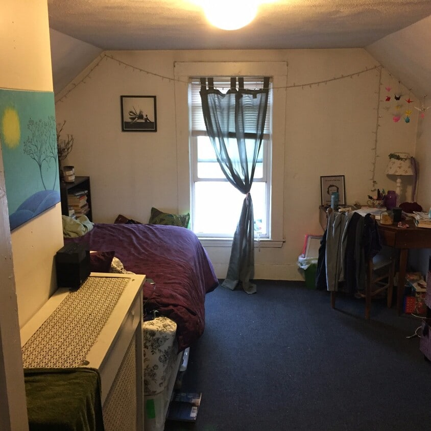 Primary Photo - 19 Clarendon Ave