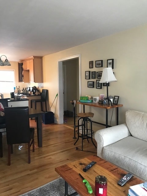 Milton St. - Milton St. Apartment