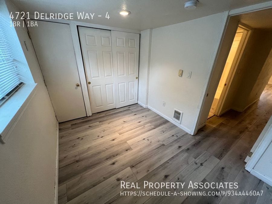 Building Photo - 4721 Delridge Wy SW