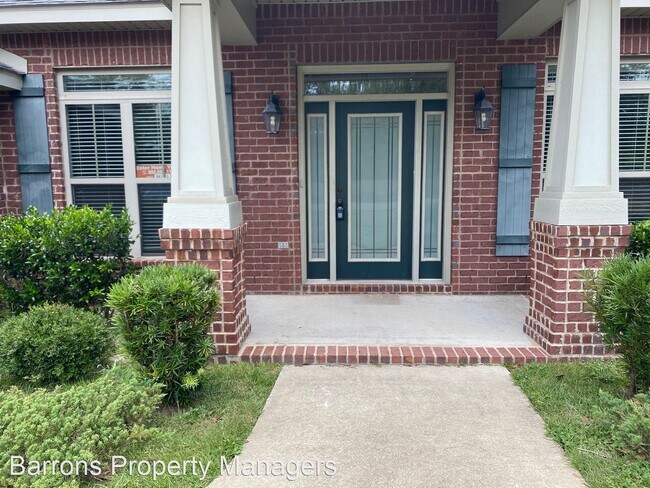 Foto del edificio - 4 br, 3 bath House - 6680 Castlewood Street