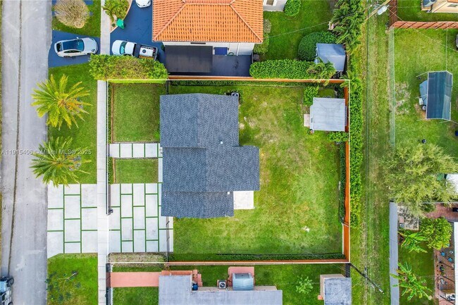 Foto del edificio - 6860 SW 37th St