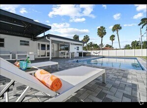 Eastway Park Apartments for Rent with Extra Storage - Deerfield Beach ...