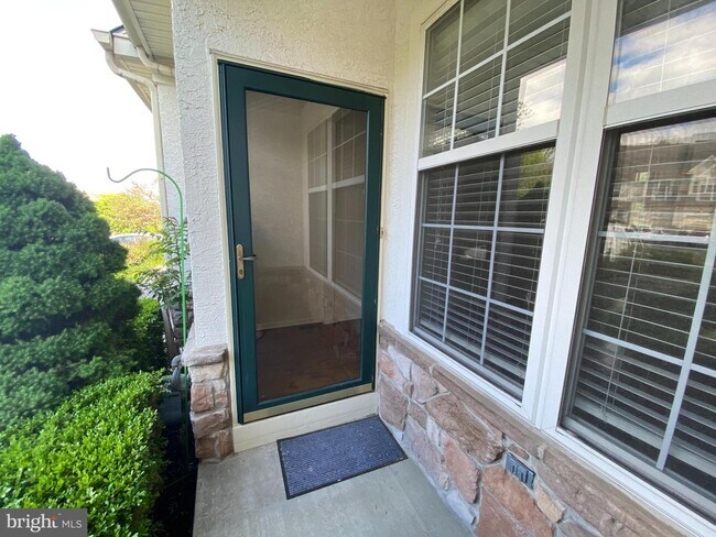 Building Photo - 202 Brookdale Ct