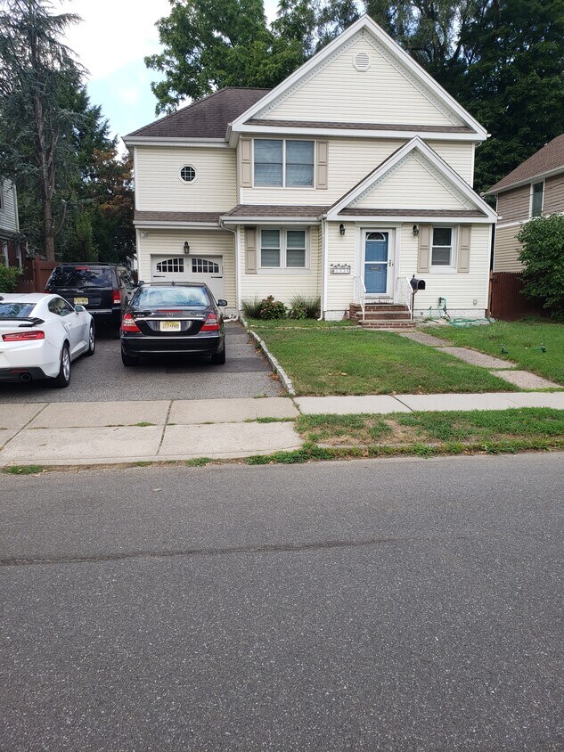 1338 Sunnyside Dr, Fair Lawn, NJ 07410 House Rental in Fair Lawn, NJ