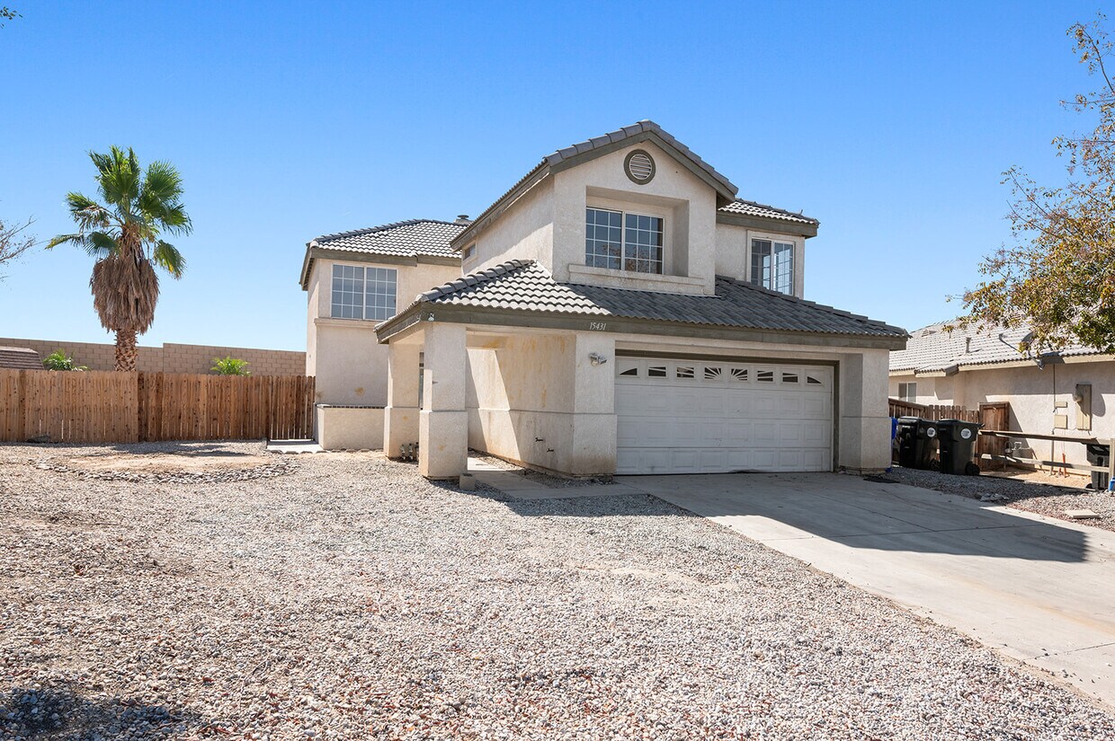 Foto principal - 15431 Ventura Ln