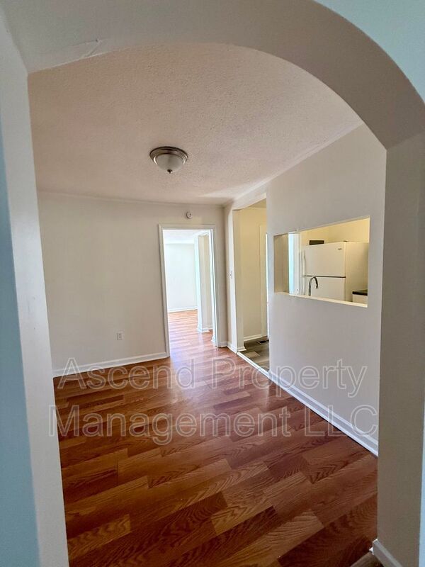 Foto del edificio - 3208 Dodds Ave