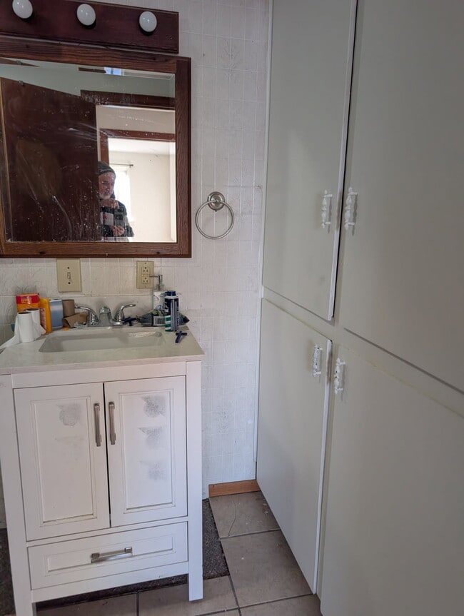 Foto del edificio - 132 S Michigan Ave