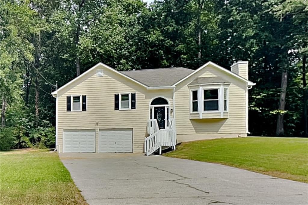 Primary Photo - 97 Indian Trail Ct
