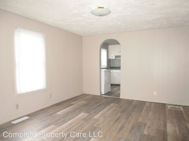 Building Photo - 2 br, 1 bath House - 2201 E Princeton